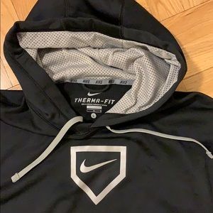 Men’s large Nike Therma Fit sweatshirt in black